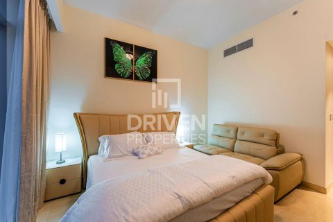 Apartamento en alquiler en Downtown Dubai (Downtown Burj Dubai), Dubai, EAU 2 dormitorios, 127.18 m2 № 745580 - foto 9