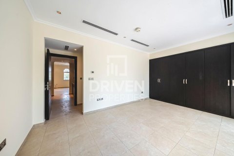 فيلا للإيجار في Jumeirah Park، دبي، الإمارات العربية المتحدة 3 غرفة نوم ، 760.97 متر مربع ، رقم 759582 - صورة 14