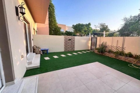 Villa til leje i Dubai Land, Dubai, UAE 3 soveværelser, 161 kvm № 678015 - foto 9