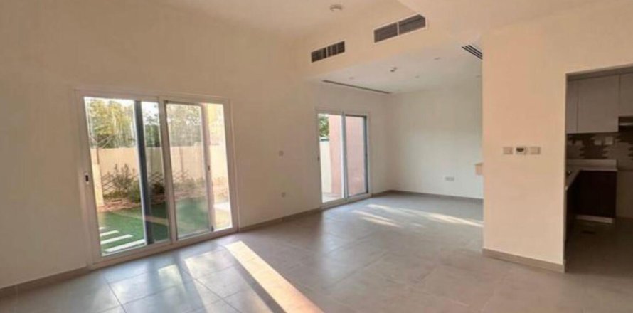 Villa i Dubai Land, Dubai, UAE 3 soveværelser, 161 kvm № 678015