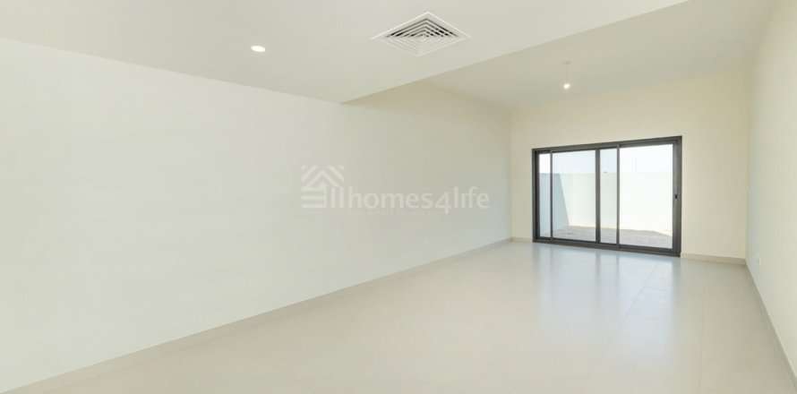 خانه شهری در Dubai South (Dubai World Central)، Dubai ، امارات متحده عربی 4 خوابه ، 307 متر مربع.  شماره 678018