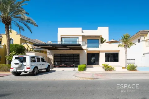 Palm Jumeirah, Dubai, संयुक्त अरब अमीरात में विला, 5 बेडरूम, 595 वर्ग मीटर, संख्या 738027