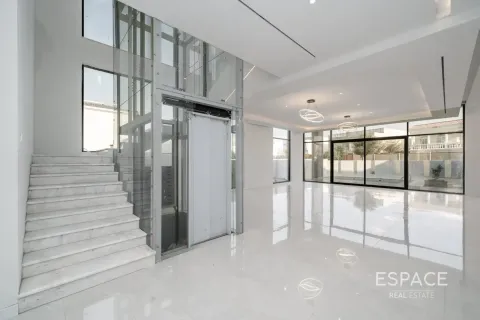 Willa na sprzedaż w Jumeirah Park, Dubai, ZEA 6 sypialnie, 687 mkw., nr 738025 - zdjęcie 3