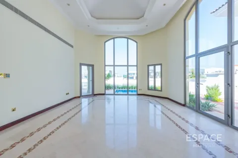 Vila di Palm Jumeirah, Dubai, UAE 4 bilik tidur, 465 meter persegi № 738026 - foto 3