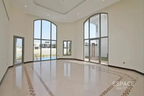 Villa till försäljning i Palm Jumeirah, Dubai, UAE 4 sovrum, 465 kvm Nr. 738021 - fotografi 2