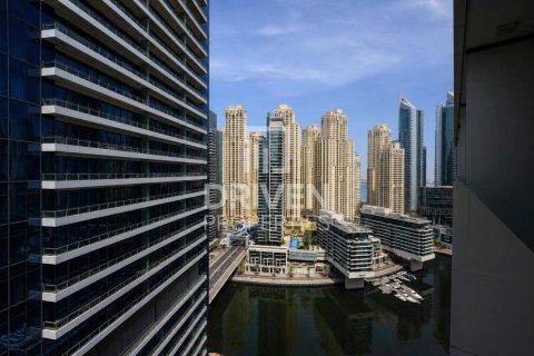 Apartmen di Dubai Marina, Dubai, UAE 1 bilik tidur, 77.3 meter persegi № 762199 - foto 12