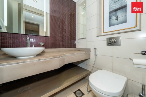 Apartment til salg i Business Bay, Dubai, UAE 1 soveværelse, 89.7 kvm № 641629 - foto 11