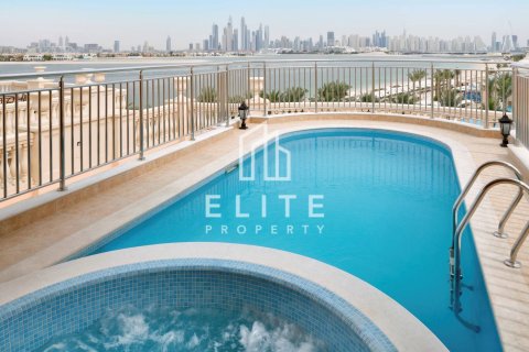 Villa till försäljning i Palm Jumeirah, Dubai, UAE 4 sovrum, 1403 kvm Nr. 736374 - fotografi 3