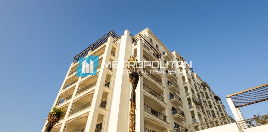 Yas Island, Abu Dhabi, UAE의 아파트 43.8제곱미터 번호 697540