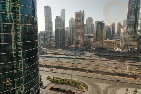 Komersyal na ari-arian sa Jumeirah Lake Towers, Dubai, UAE 999 silid-tulugan, 82 sq.m. № 732013 - larawan 4