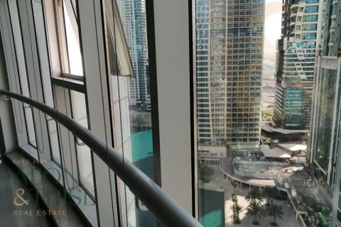 Komersyal na ari-arian sa Jumeirah Lake Towers, Dubai, UAE 999 silid-tulugan, 82 sq.m. № 732013 - larawan 2