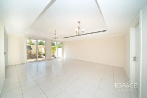Vila di The Springs, Dubai, UEA 3 kamar tidur, 228 m2 nomor 738097 - foto 2