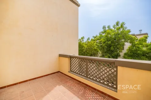 Vila di Jumeirah Park, Dubai, UAE 3 bilik tidur, 285 meter persegi № 738101 - foto 16