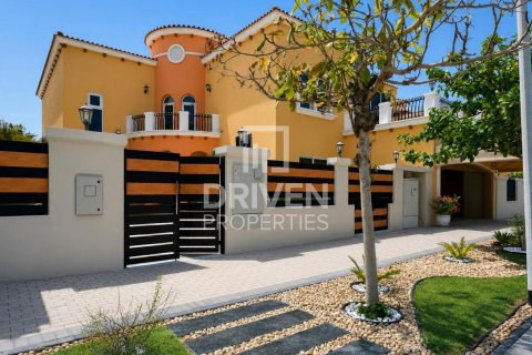 Villa te koop in Jumeirah Park, Dubai, VAE 6 slaapkamers, 799.99 vr.m., nr 762134 - foto 23