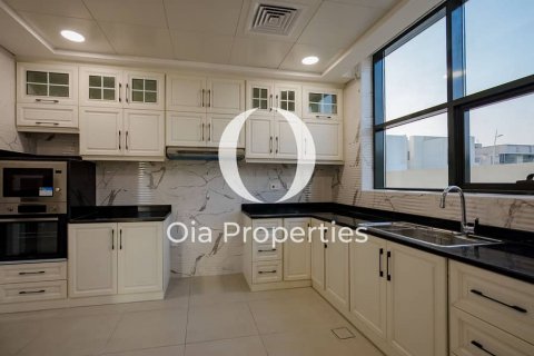 Vila di Yas Island, Abu Dhabi, UAE 5 bilik tidur, 400 meter persegi № 644508 - foto 16