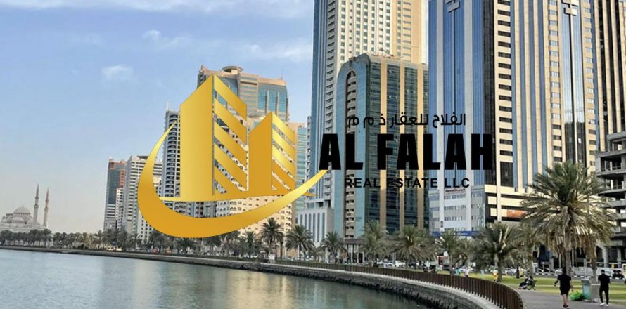 Negozio a Al Majaz, Sharjah, EAU 111 mq. № 641777