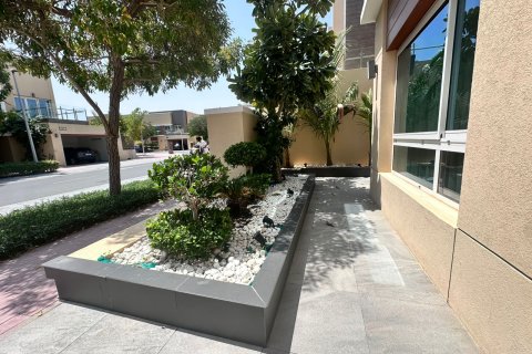 Villa para venda em Al Barsha, Dubai, EAU 4 quartos, 367.25 m2 № 748891 - foto 11