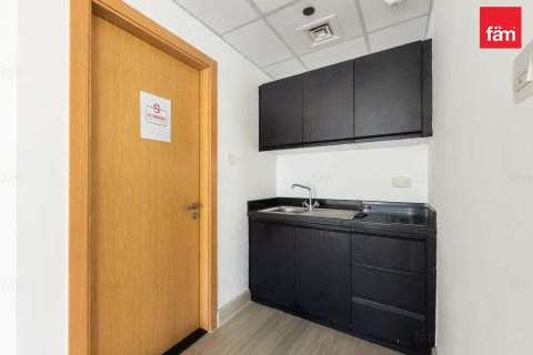 Üürile anda kontor asukohaga Dubai, AÜE: 126 m² Nr 719973 - pilt 13