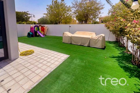 Townhouse in Dubai Land, Dubai, UAE 4 bedrooms, 215.91 sq.m. № 755441 - photo 10