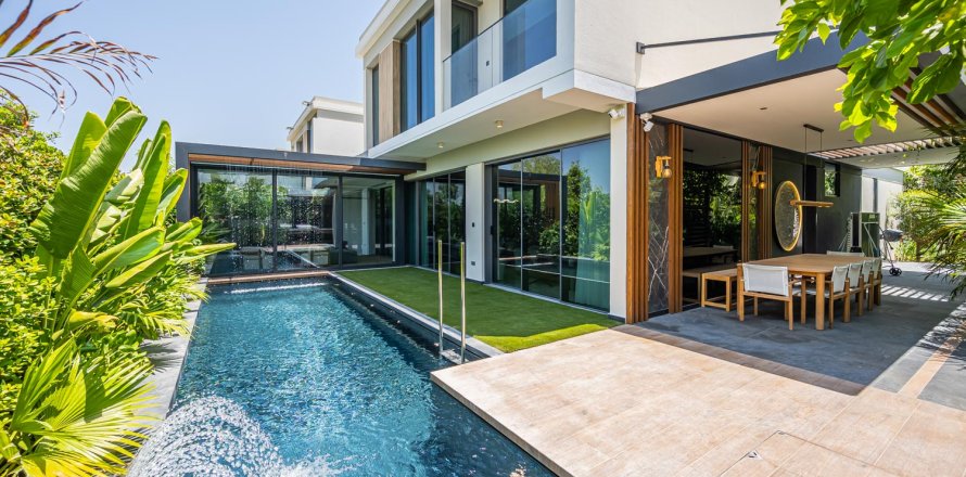 Villa asukohaga Tilal Al Ghaf, Dubai, AÜE: 4 magamistoaga, 453.09 m² Nr 748457