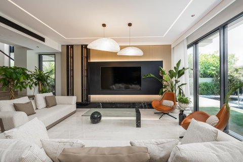 Müüa villa asukohaga Tilal Al Ghaf, Dubai, AÜE: 4 magamistoaga, 453.09 m² Nr 748457 - pilt 3