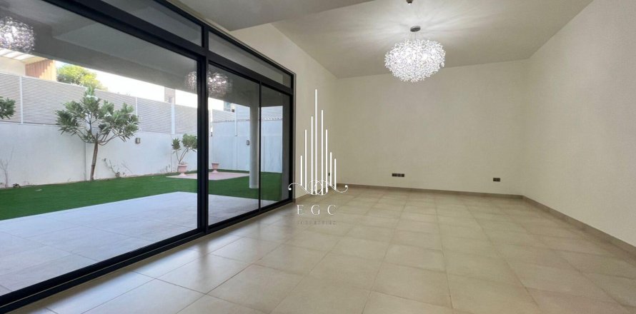 Huvila Yas Island, Abu Dhabi, Arabiemiraatit 5 makuuhuonetta, 765.5 m2 № 513970