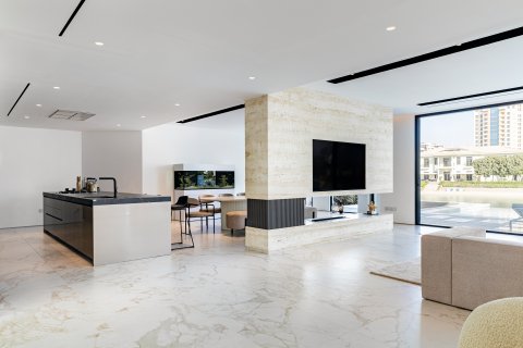 Villa til salg i Palm Jumeirah, Dubai, UAE 5 soveværelser, 622.64 kvm № 762750 - foto 16