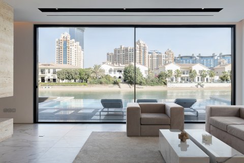 Villa til salg i Palm Jumeirah, Dubai, UAE 5 soveværelser, 622.64 kvm № 762750 - foto 13