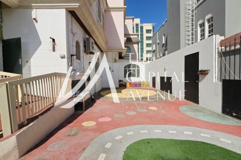 Vila u Muroor Area, Abu Dhabi, UAE 1099.88 m2 Br. 754571 - fotografija 28