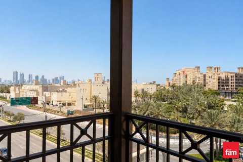 Lägenhet till försäljning i Umm Suqeim, Dubai, UAE 4 sovrum, 261.6 kvm Nr. 717951 - fotografi 15