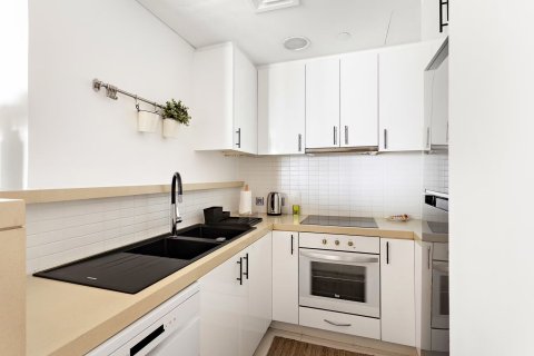 Apartmen di Al Raha Beach, Abu Dhabi, UAE 2 bilik tidur, 139.08 meter persegi № 762781 - foto 17
