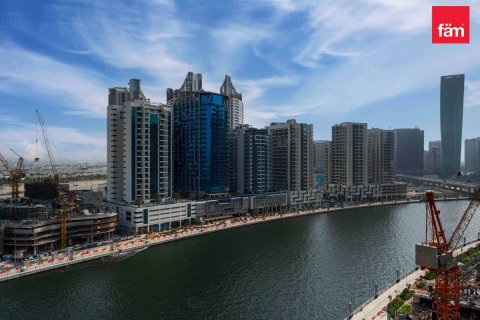 Apartament në Business Bay, Dubai, Emiratet e Bashkuara Arabe 2 dhoma gjumi, 134.1 m2. № 635750 - Foto 2