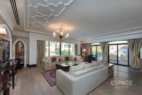Βίλα σε Palm Jumeirah, Dubai, ΗΑΕ 4 υπνοδωμάτια, 581 τ.μ. Αρ. 649687 - φωτογραφία 3