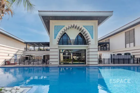 Vila u Palm Jumeirah, Dubai, UAE 581 m2, 4 spavaćih soba Br. 649687