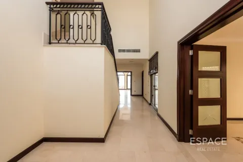 ویلا برای فروش در Palm Jumeirah، Dubai، امارات متحده عربی 4 خوابه ، 657 متر مربع ، شماره 649690 - تصویر 11