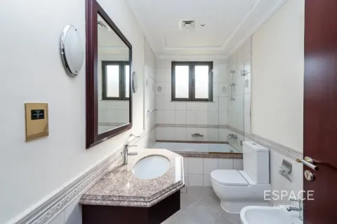 ویلا برای فروش در Palm Jumeirah، Dubai، امارات متحده عربی 4 خوابه ، 657 متر مربع ، شماره 649690 - تصویر 9