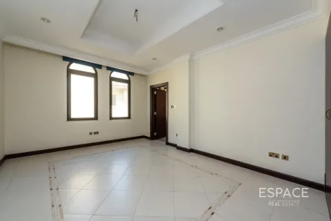 ویلا برای فروش در Palm Jumeirah، Dubai، امارات متحده عربی 4 خوابه ، 657 متر مربع ، شماره 649690 - تصویر 4