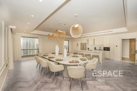 Jumeirah Beach Residence, Dubai, संयुक्त अरब अमीरात में अपार्टमेंट, 4 बेडरूम, 514 वर्ग मीटर, संख्या 649688 - फ़ोटो 2