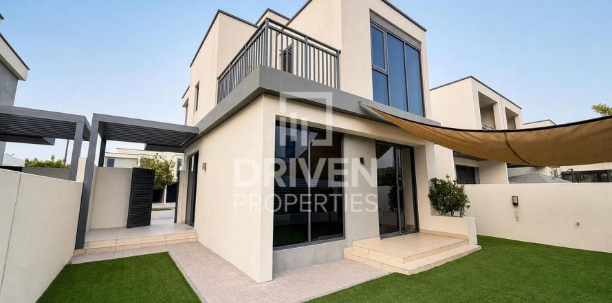 Villa asukohaga Dubai Hills Estate, Dubai, AÜE: 4 magamistoaga, 271.28 m² Nr 762632