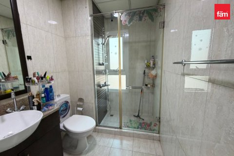 Apartman u Dubai Production City (IMPZ), UAE 3 spavaćih soba, 126.5 m2 Br. 751443 - fotografija 17