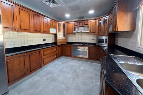Huvila Meadows, Dubai, Arabiemiraatit 4 makuuhuonetta, 371.97 m2 № 750007 - kuva 8