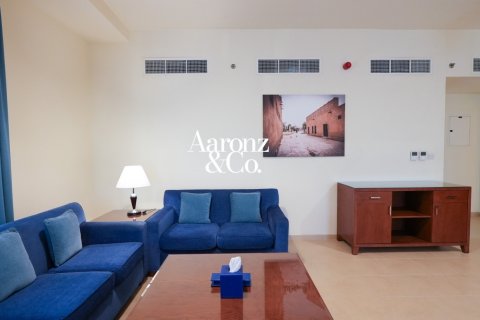 Hotel Apartment til leje i Jumeirah Beach Residence, Dubai, UAE 2 soveværelser, 138 kvm № 721284 - foto 9