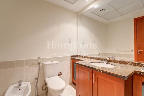 Villa til leje i The Lakes, Dubai, UAE 4 soveværelser, 401.52676600 kvm № 722288 - foto 13