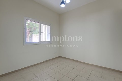 Villa til leje i The Lakes, Dubai, UAE 4 soveværelser, 401.52676600 kvm № 722288 - foto 11