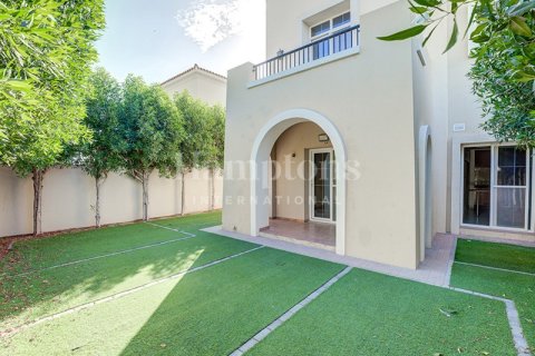 Villa til leje i The Lakes, Dubai, UAE 4 soveværelser, 401.52676600 kvm № 722288 - foto 9