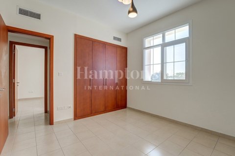 Villa til leje i The Lakes, Dubai, UAE 4 soveværelser, 401.52676600 kvm № 722288 - foto 15