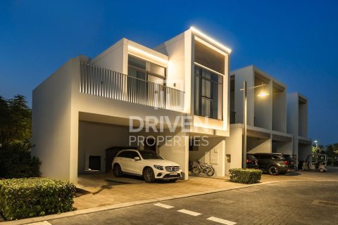 Villa en Arabian Ranches 3, Dubai, EAU 4 dormitorios, 177.54 m² № 765063