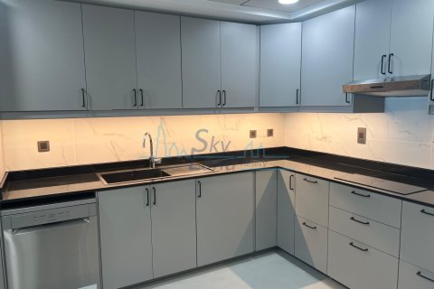 Apartamento para arrendamento em Palm Jumeirah, Dubai, EAU 2 quartos, 176 m2 № 696562 - foto 5