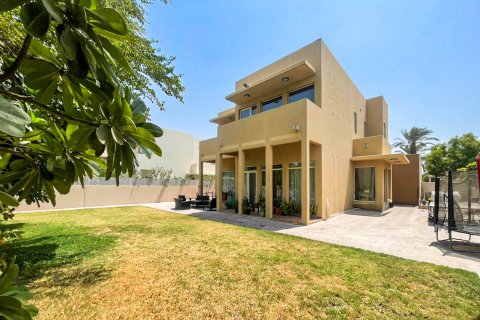 Arabian Ranches, Dubai, UAE의 빌라 침실 3개, 328.72제곱미터 번호 751044
