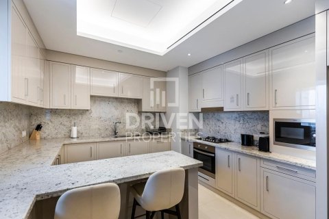 Apartment til leje i Downtown Dubai (Downtown Burj Dubai), Dubai, UAE 2 soveværelser, 143.35 kvm № 756892 - foto 11